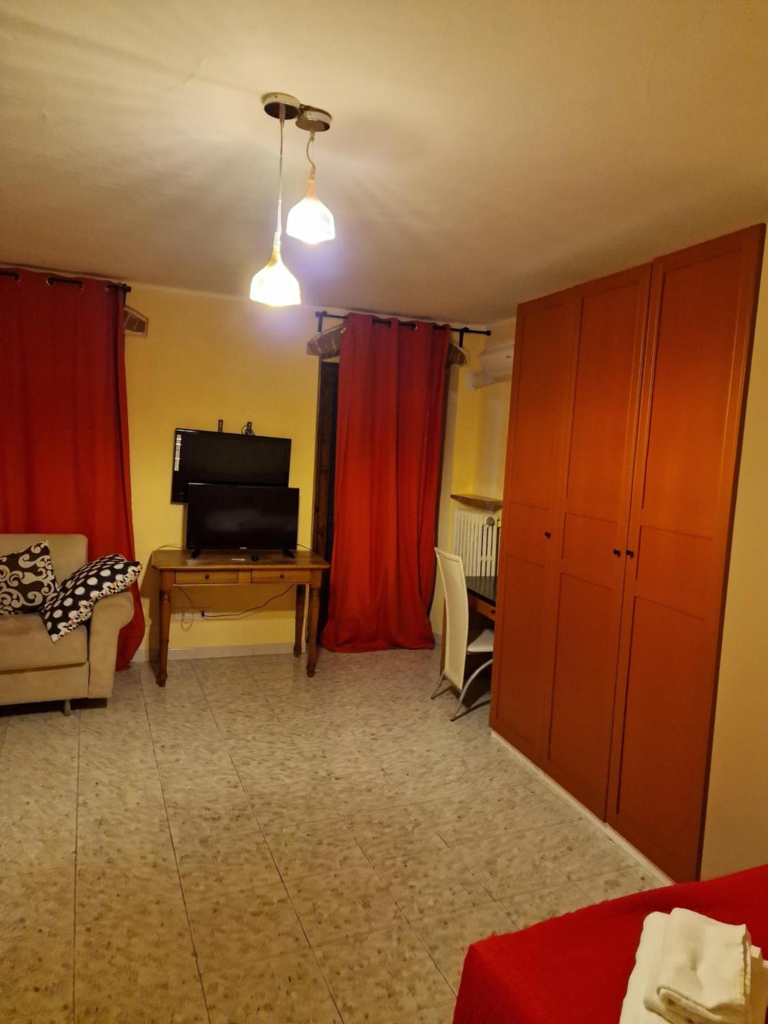 Locanda Al Centrale Caprino Veronese Luaran gambar