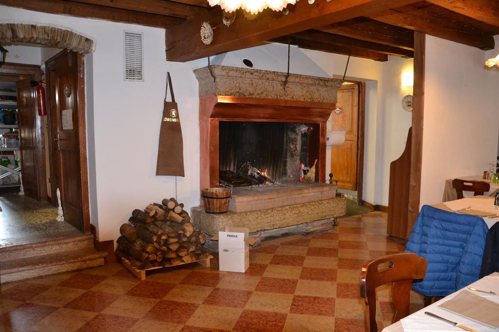 Locanda Al Centrale Caprino Veronese Luaran gambar